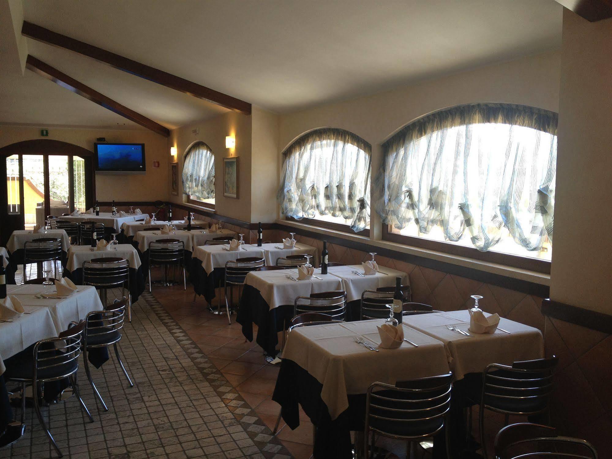 La Locanda Del Cavaliere Borgo Montello 외부 사진